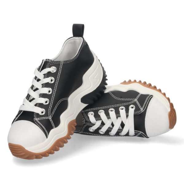 Zapatilla de Doble Suela con Cordones