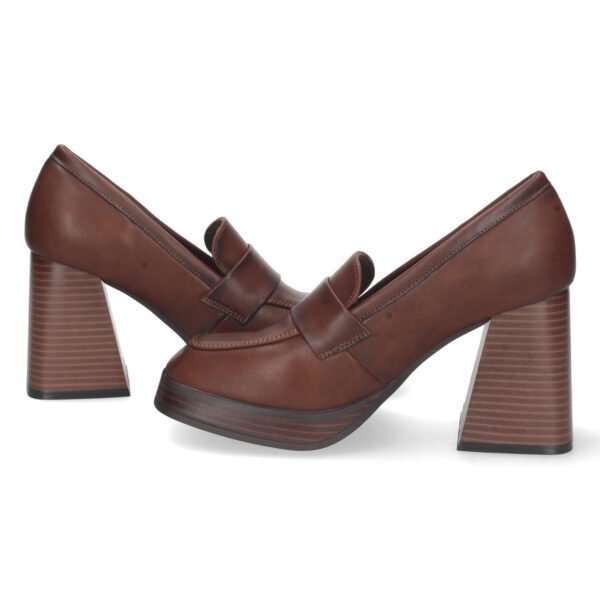 Zapato de Tacon Alto con Estapado Liso