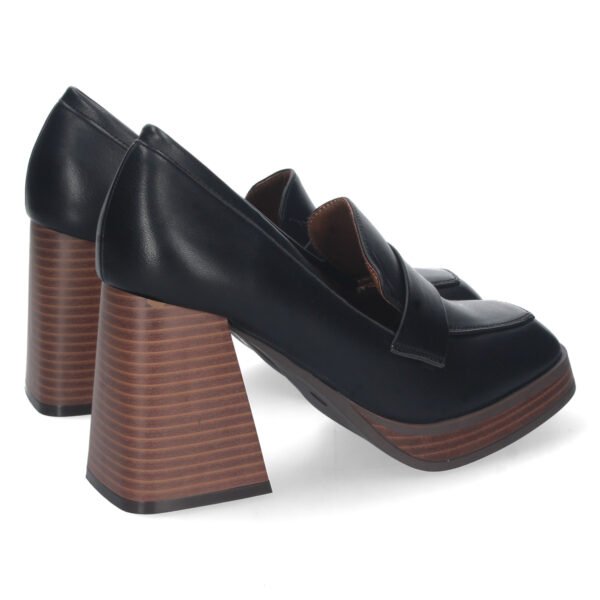 Zapato de Tacon Alto con Estapado Liso