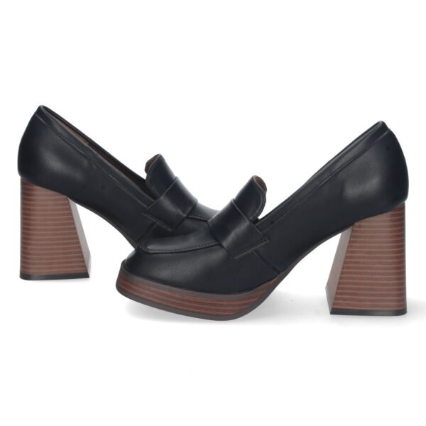 Zapato de Tacon Alto con Estapado Liso
