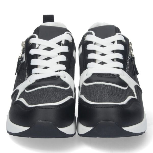 Zapatilla de Cu?a con Cordones