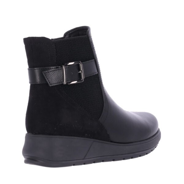 Descubre los Botines Chika10: Estilo y Comodidad
